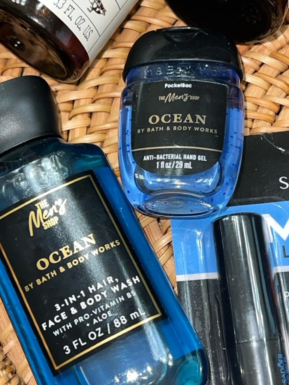 NWT Men’s Spa and Grooming Kit